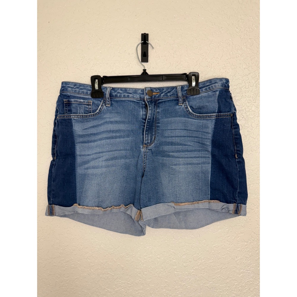 a.n.aβ Mid-Rise Denim Shorts Size 16 Blue Two-Tone Colorblock 5 Inch Inseam